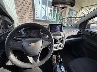спиринтер кабина: Chevrolet Spark: 2016 г., Автомат, Бензин, Хэтчбэк — 3