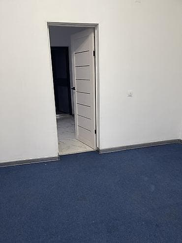 ищу квартиру 10000: Жибек Жолу менен Ростовскаянын кесилишинде бывший зап.автовокзалдын — 3