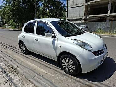Nissan Micra: 2015 г., 1.4 л, Автомат, Бензин, Хэтчбэк — 7