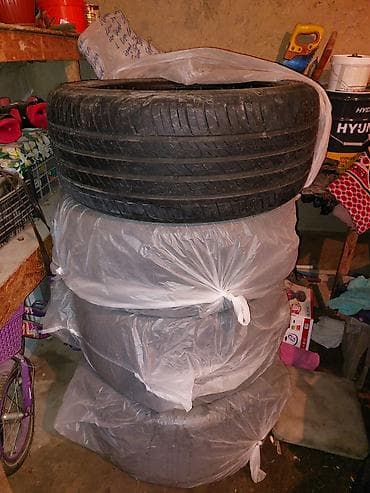 наборы ключей 216: Шины 275 / 40 / R 20, Лето, Б/у, Комплект, Внедорожные (АТ/МТ), Китай, Arivo — 1