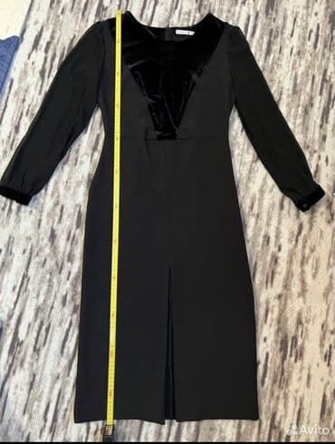 Киреге берилүүчү кийимдер: Кече көйнөгү, Классикалык, Жеңдери менен, M — 9