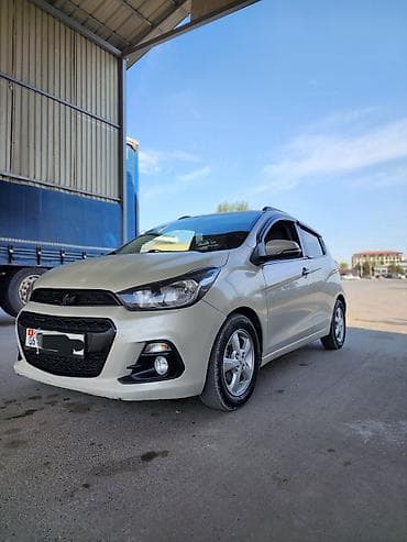 mersedes e class: Chevrolet Spark: 2016 г., 1 л, Автомат, Бензин, Хэтчбэк — 9