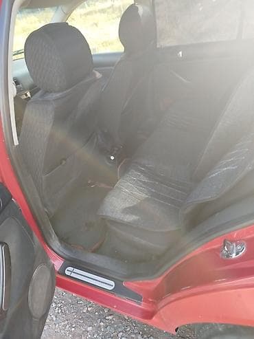 mazda cronos: Volkswagen Bora: 2001 г., 2 л, Механика, Бензин, Седан — 6
