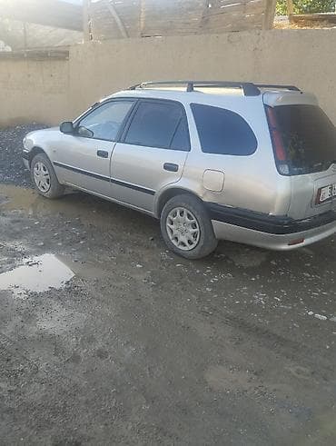 Транспорт: Toyota Corolla: 2000 г., Универсал — 1