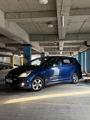 Toyota WISH: 2004 г., 1.8 л, Автомат, Бензин, Универсал — 2