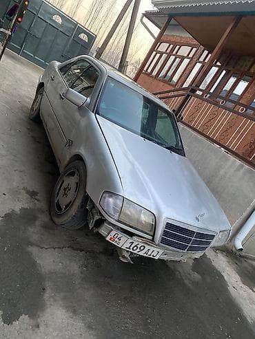 34 е: Mercedes-Benz C-Class: 1997 г., 2.2 л, Автомат, Бензин, Седан — 4