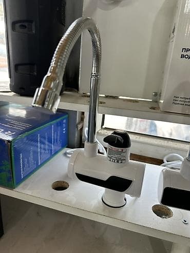 Проточный электрический водонагреватель-смеситель RUMA RM-008KW -