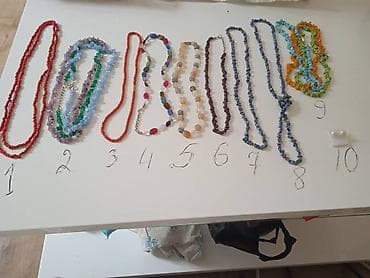 Личные вещи: Продаются бусы из натуральных камней производства Индия: 1- коралл в — 1