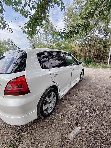 subaru outback xt: Honda Civic: 2002 г., Хэтчбэк — 5