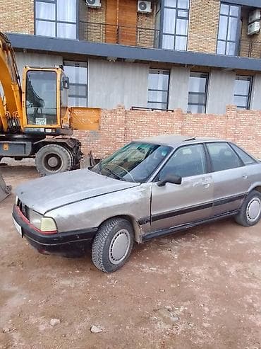 Транспорт: Audi 80: 1990 г., 1.8 л — 2