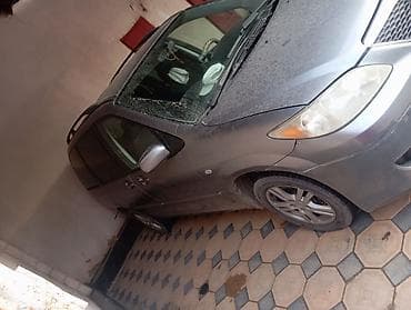 авто выхлоп: Mazda MPV: 2005 г., Минивэн — 3