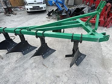 Навесной плуг для трактора, 4-корпусный - Тип: агрегат навесной