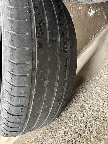пар: Шины 285 / 65 / R 17, Лето, Б/у, Пара, Внедорожные (АТ/МТ), Корея, Bridgestone — 2