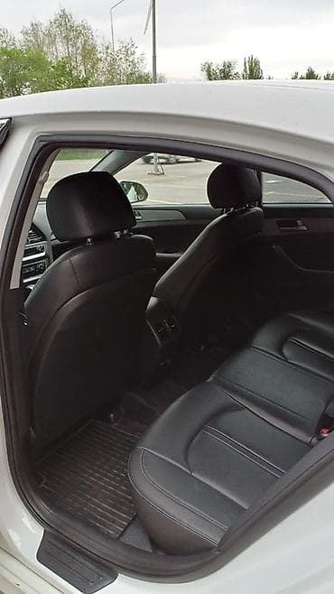 type r: Hyundai Sonata: 2021 г., 2 л, Автомат, Газ, Седан — 10