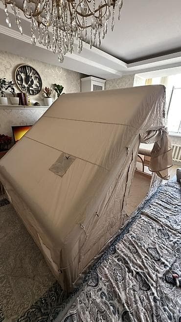 Спортивные сумки: Надувной каркасный шатёр/палатка типа «домик» (A‑frame)с насосам — 1