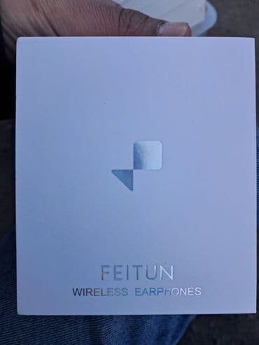 детские наушники с ушками бишкек: Беспроводные наушники-вкладыши с зарядным футляром (круглый кейс) - — 10