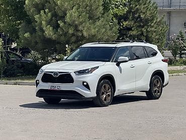 byd e2 2023: Toyota Highlander: 2023 г., 2.5 л, Вариатор, Гибрид, Внедорожник — 1
