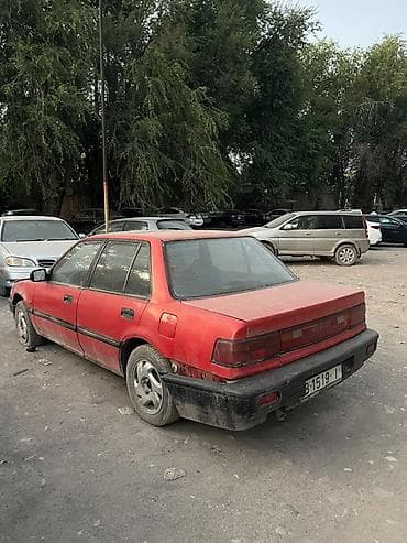 Honda Civic: 1989 г., Механика, Бензин, Седан — 2