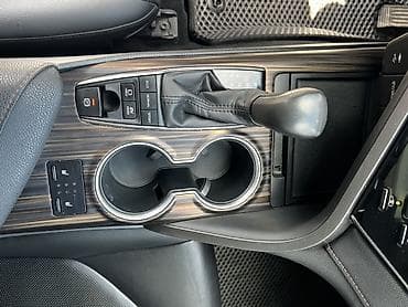 camry 2018: Toyota Camry: 2018 г., 2.5 л, Вариатор, Гибрид, Седан — 9