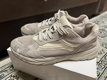 зара обувь: Кроссовки, 38, 38.5, Zara, Б/у, цвет - Бежевый, Самовывоз — 1