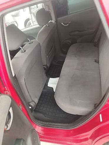 Продажа авто: Honda Fit: 2010 г., 1.5 л, Автомат, Бензин, Хэтчбэк — 2