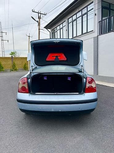 bugatti veyron: Volkswagen Passat: 2002 г., 2 л, Ручные, Бензин, Седан — 4