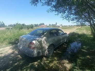 Унаа сатуу: Daewoo Leganza: 1998 г., 1.6 л, Кол менен иштөөчү, Бензин, Седан — 2