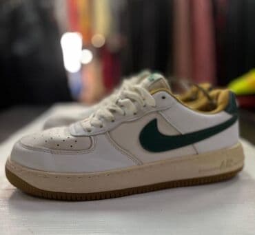 продам обувь: Кроссовки оригинал, из Европы Секонд хенд Сокулук. Кроссовки — — 11