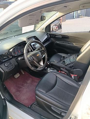 стёк: Chevrolet Spark: 2016 г., 1 л, Автомат, Бензин, Хэтчбэк — 7