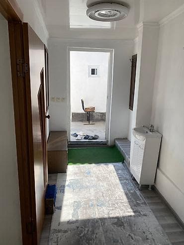 Дома: 🏡 **Продаю дом (Жибек-Жолу / Ибраимова, за ЦОНом)** 🛏 3 комнаты | 📐 — 5