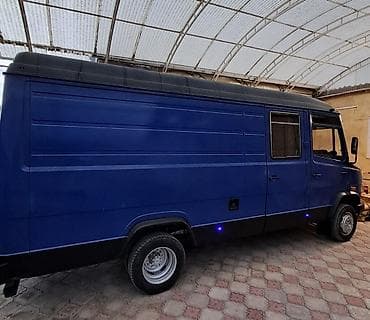 грузовой авто: Грузовой фургон Mercedes-Benz (длинная база, высокий кузов) - Тип — 5