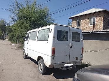 бампер гелендваген: Mercedes-Benz T1: 1988 г., 2.3 л, Дизель, Фургон — 3