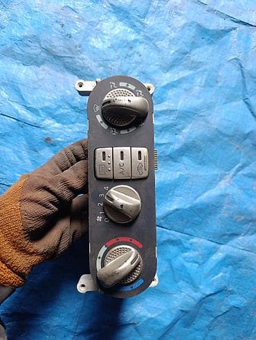 Nissan almera tino климат-контроль