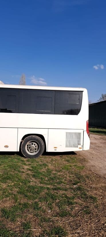 домкрат для спринтера: Автобус, Foton, 2015 г., 5.2 л, 22-40 мест — 9