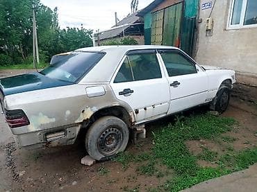 акп 124: Mercedes-Benz 190: 1994 г., Автомат, Седан — 3