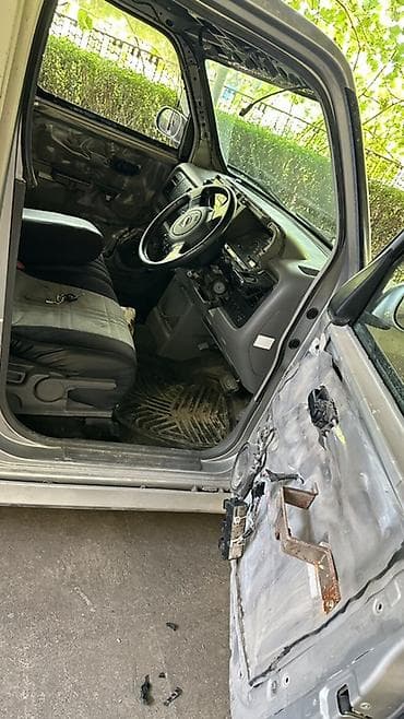Комплект внутренней отделки салона для автомобиля (панели дверей и — 1