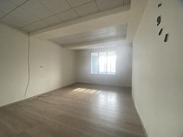 бейшеналиева 70: Сдаются помещения в здании в м-н Джал. Желательно под образовательные — 5