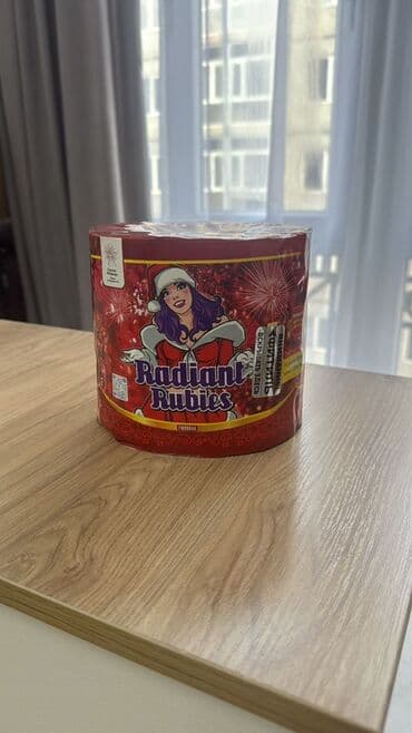 голанские розы: Пиротехнический набор салютов В комплект входят: - Батарея салютов — 3