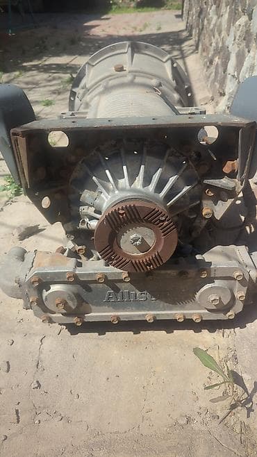 жоский буксир: Коробка передач Автомат — 5