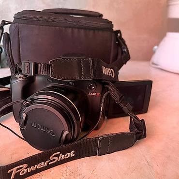 Canon PowerShot SX30 IS — универсальная ультразум-камера с поворотным