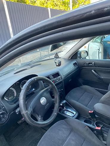 Volkswagen: Volkswagen Jetta: 2004 г., 2 л, Автомат, Бензин, Седан — 2