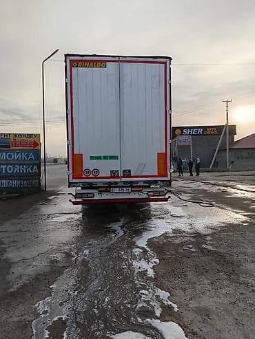 тандем рено: Тягач, Renault, 2011 г., Тентованный — 7