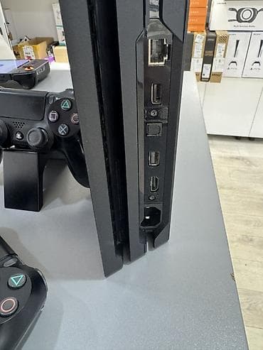 PlayStation 4 Pro (CUH-7xxx), на 1 тб Состояние бу гарантия на 30 — 3
