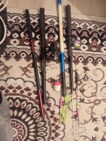 Набор для рыбалки Состав: - 3 телескопические удочки разной длины - at lalafo.kg Набор для рыбалки Состав: - 3 телескопические удочки разной длины -