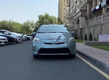 e2 byd: Toyota Prius: 2013 г., Вариатор, Гибрид, Хэтчбэк — 4