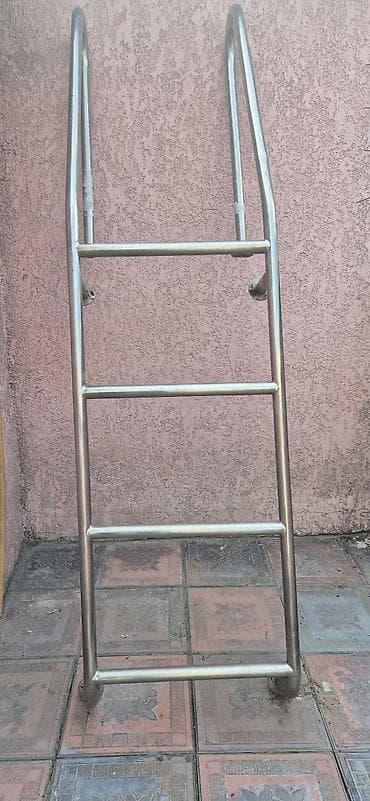 Лестницы для бассейнов: Нержавеющая лестница для бассейна - Материал: полированная — 1