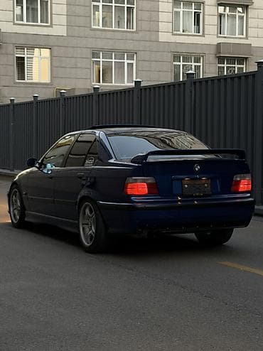 шатуны: BMW M3: 1994 г., 3 л, Механика, Бензин — 4