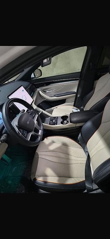 Продажа авто: BYD Song Plus: 2023 г., 0.1 л, Автомат, Электромобиль, Кроссовер — 9