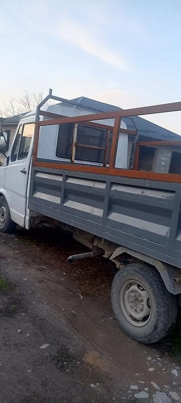 шины бу бишкек 15: Жеңил жүк ташуучу унаа, Mercedes-Benz, Стандарт — 2