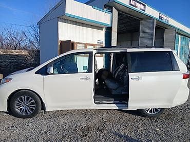 Транспорт: Toyota Sienna: 2020 г., Минивэн — 2